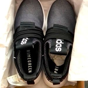 NIB: Adidas Lite Racer Adapt 3.0 running shoes